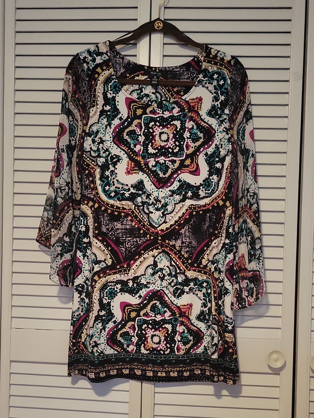 Patterned Boho Tunic Top in White, Teal & Pink & Black